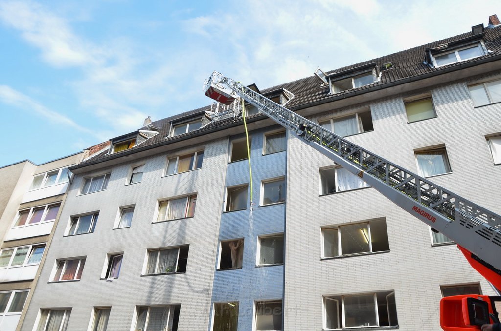 Feuer 2 Y Koeln Altstadt Kyffhaeuserstr P018.JPG - Miklos Laubert